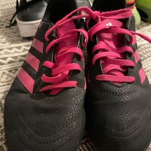 Womens addidas soccer shoes